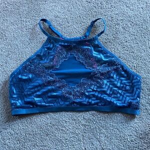 Elegant Teal Lace High-Neck Bra